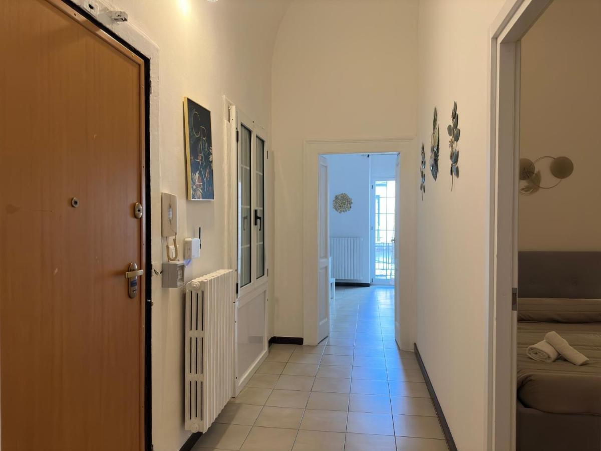 Cconforthotels Appartamento Crispi 巴里 外观 照片